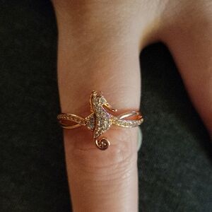 Fragrant Jewels rose gold seahorse
